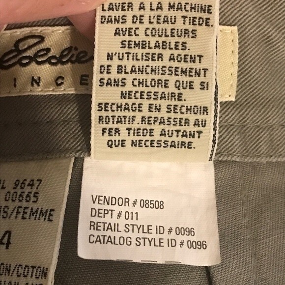 Eddie Bauer Khaki Shorts Light Olive - Picture 8 of 9